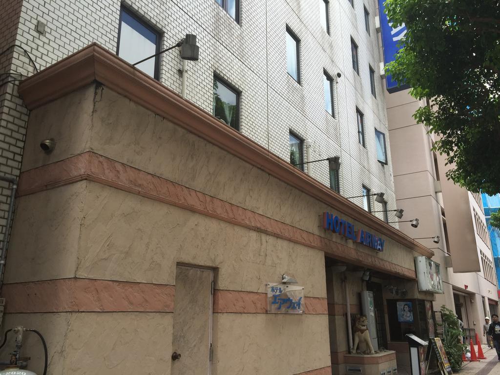 Airway Hotel นาฮะ ภายนอก รูปภาพ